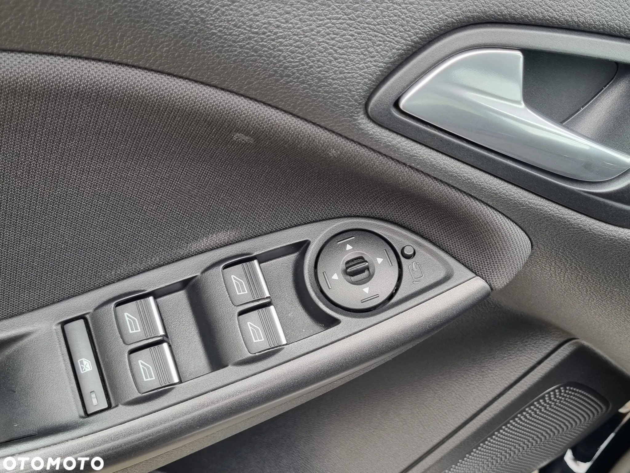 Ford Focus 1.0 EcoBoost Start-Stopp-System ST-LINE X - 21
