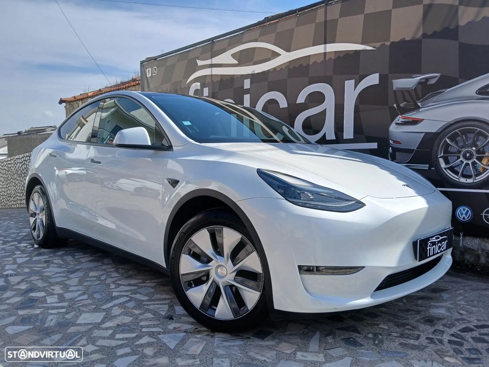 Tesla Model Y Long Range Dual Motor AWD