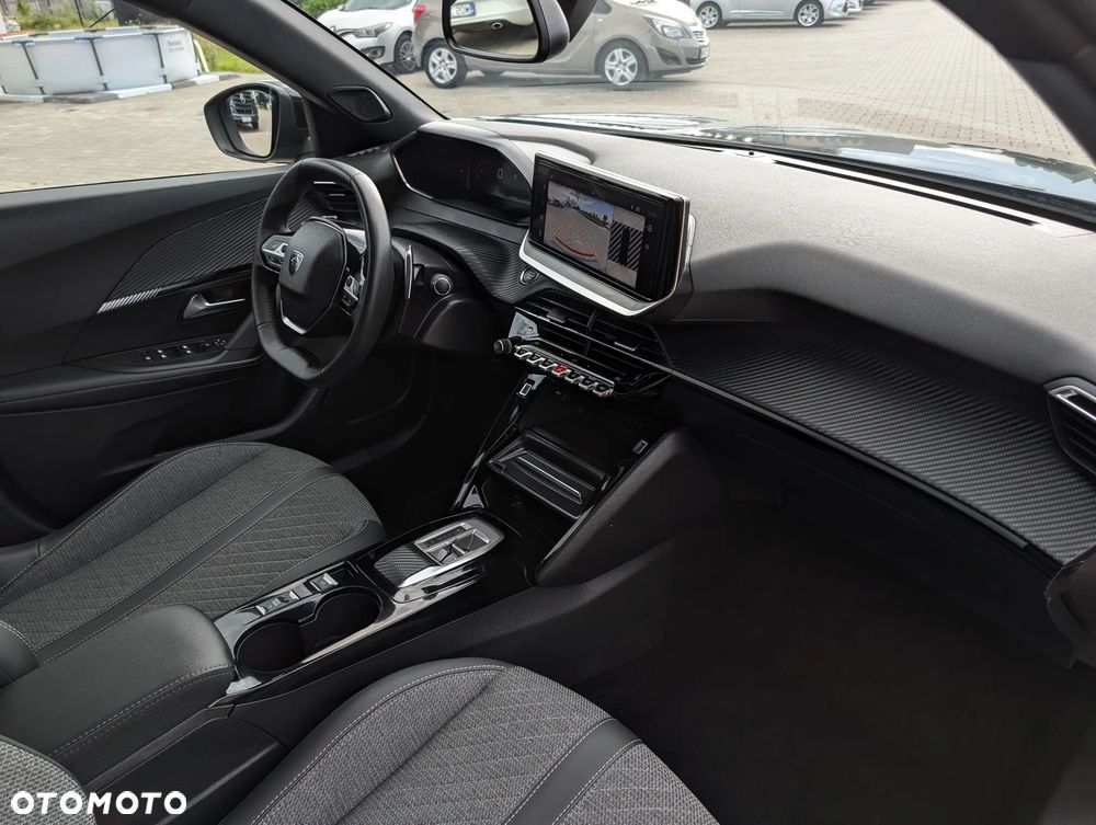 Peugeot 2008 PureTech 130 EAT8 Allure - 33