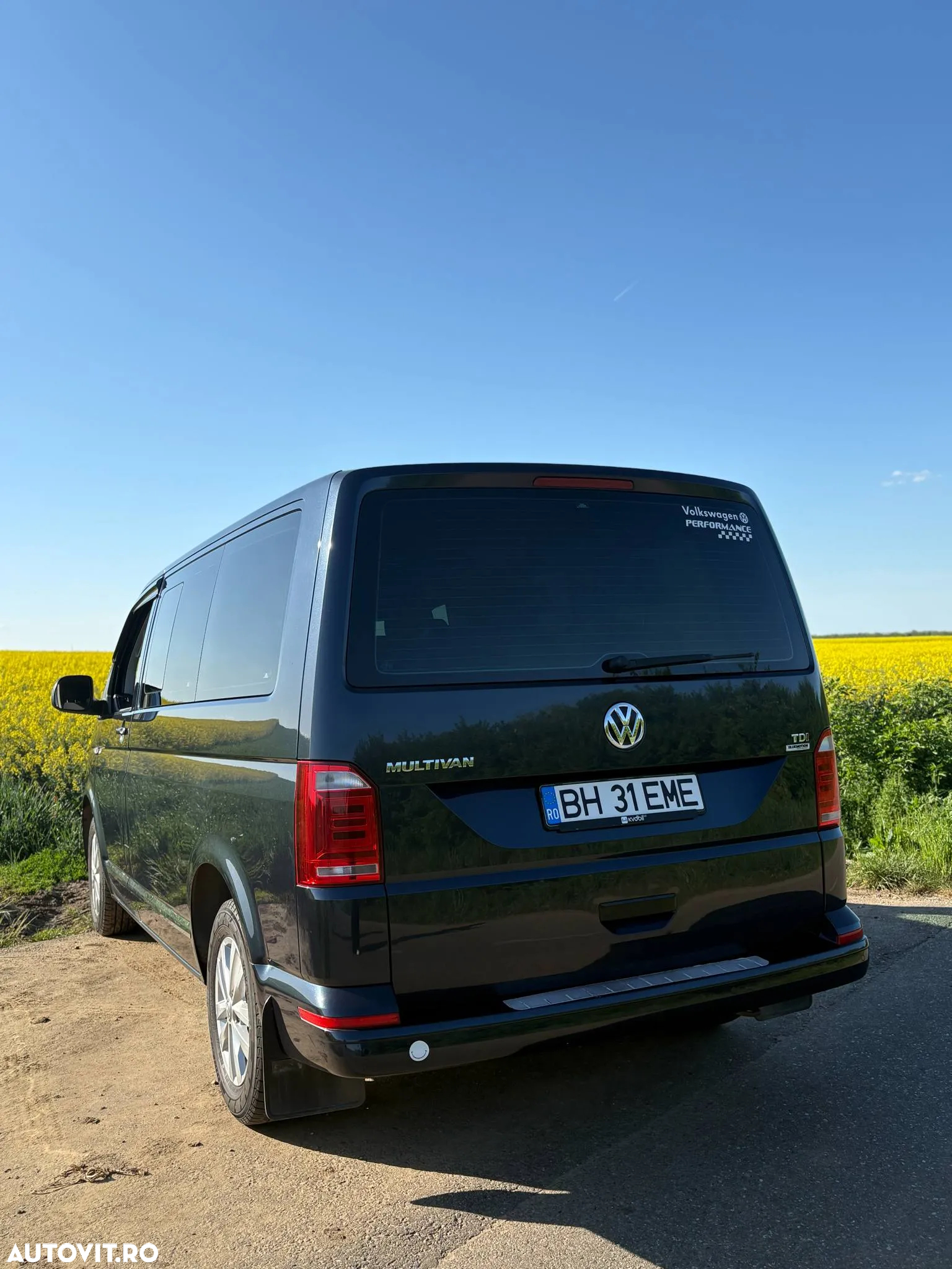 Volkswagen Multivan - 4
