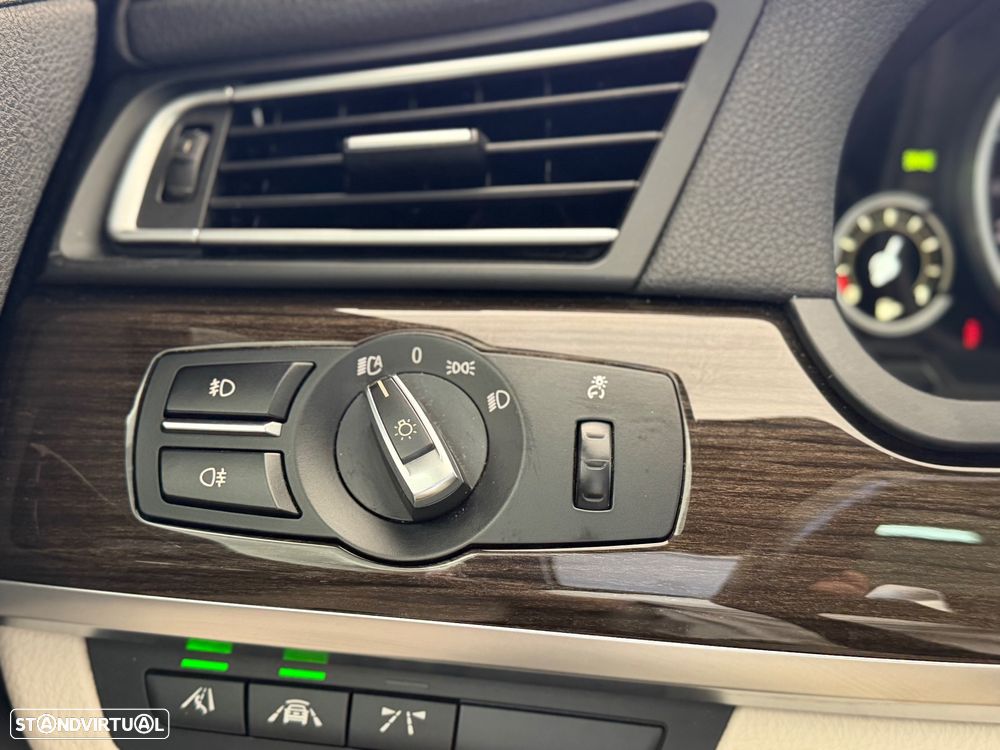 BMW 740 d - 35