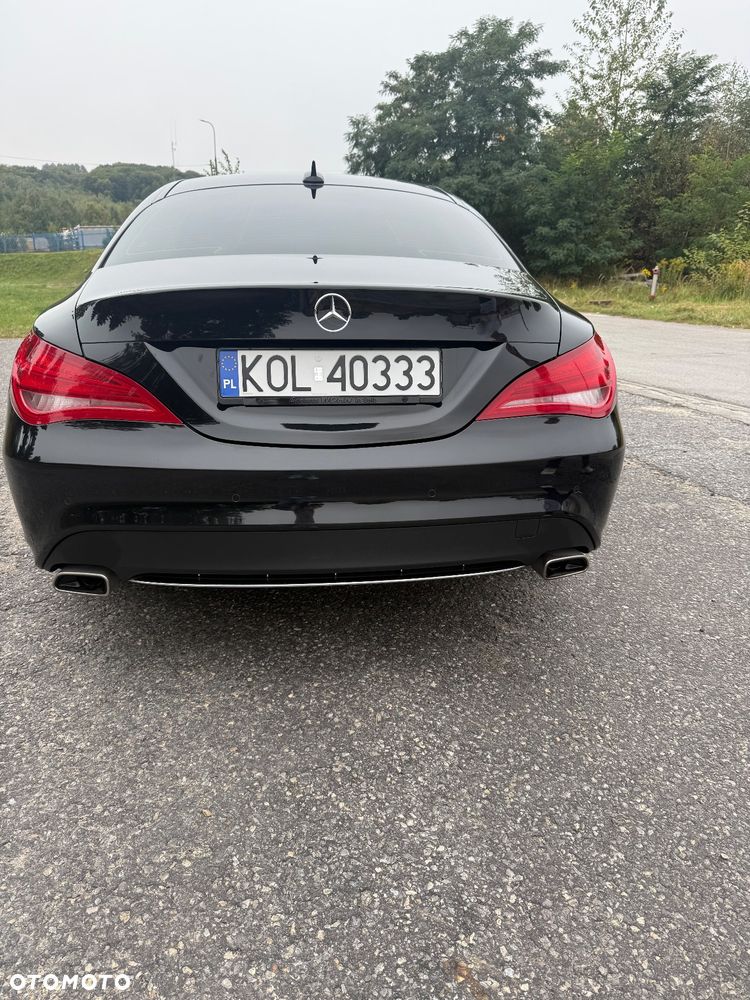 Mercedes-Benz CLA 180 Urban - 8