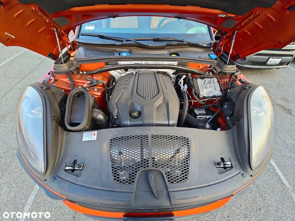 Porsche Macan - 13