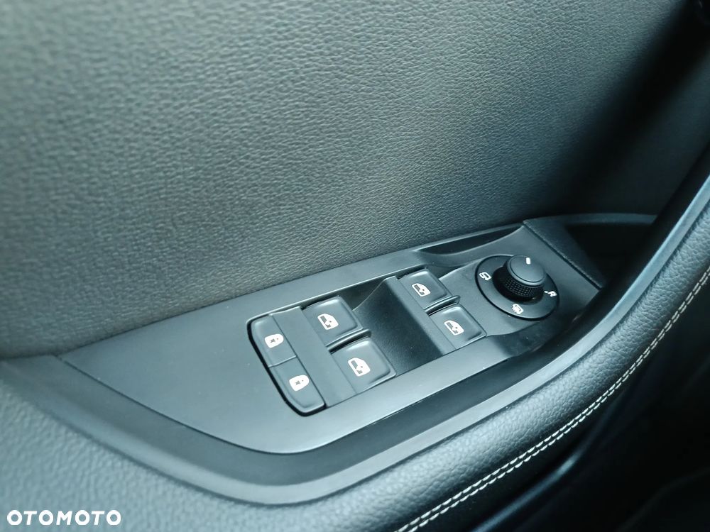 Skoda Superb 2.0 TDI DSG Style - 18