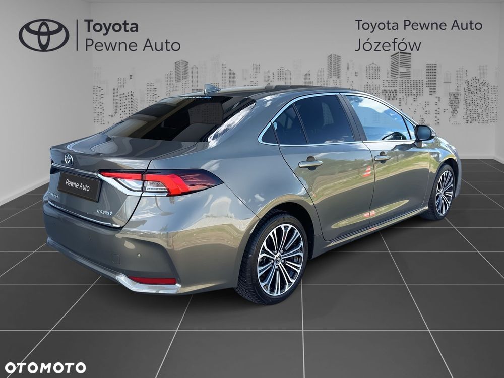 Toyota Corolla 1.8 Hybrid Executive - 3