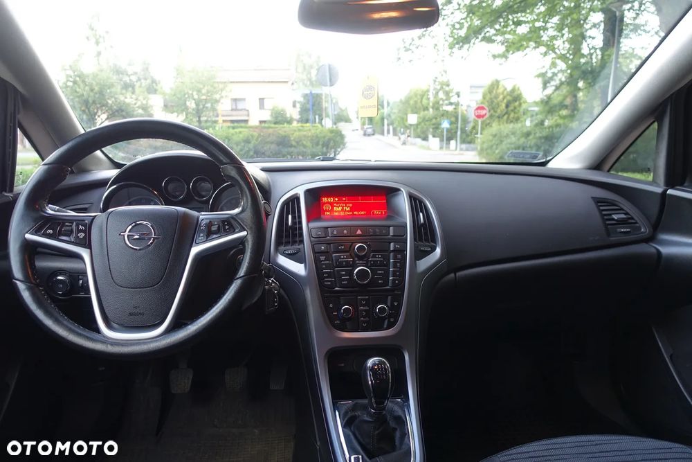 Opel Astra - 11