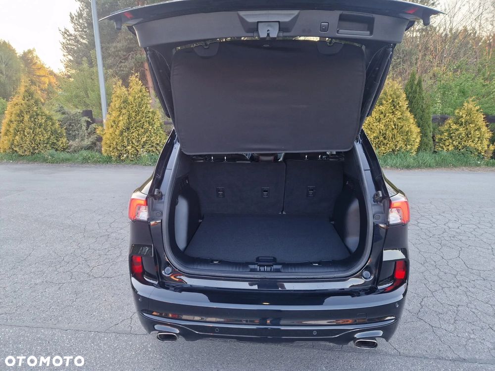 Ford Escape 2.0 EcoBoost AWD Titanium - 16