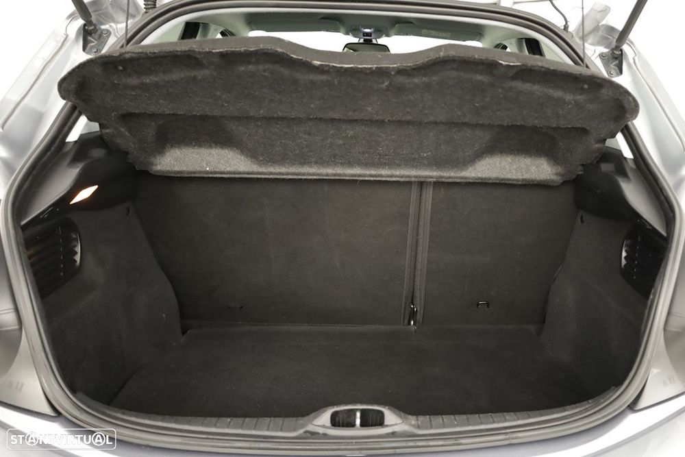 Peugeot 208 1.2 PureTech Signature - 25