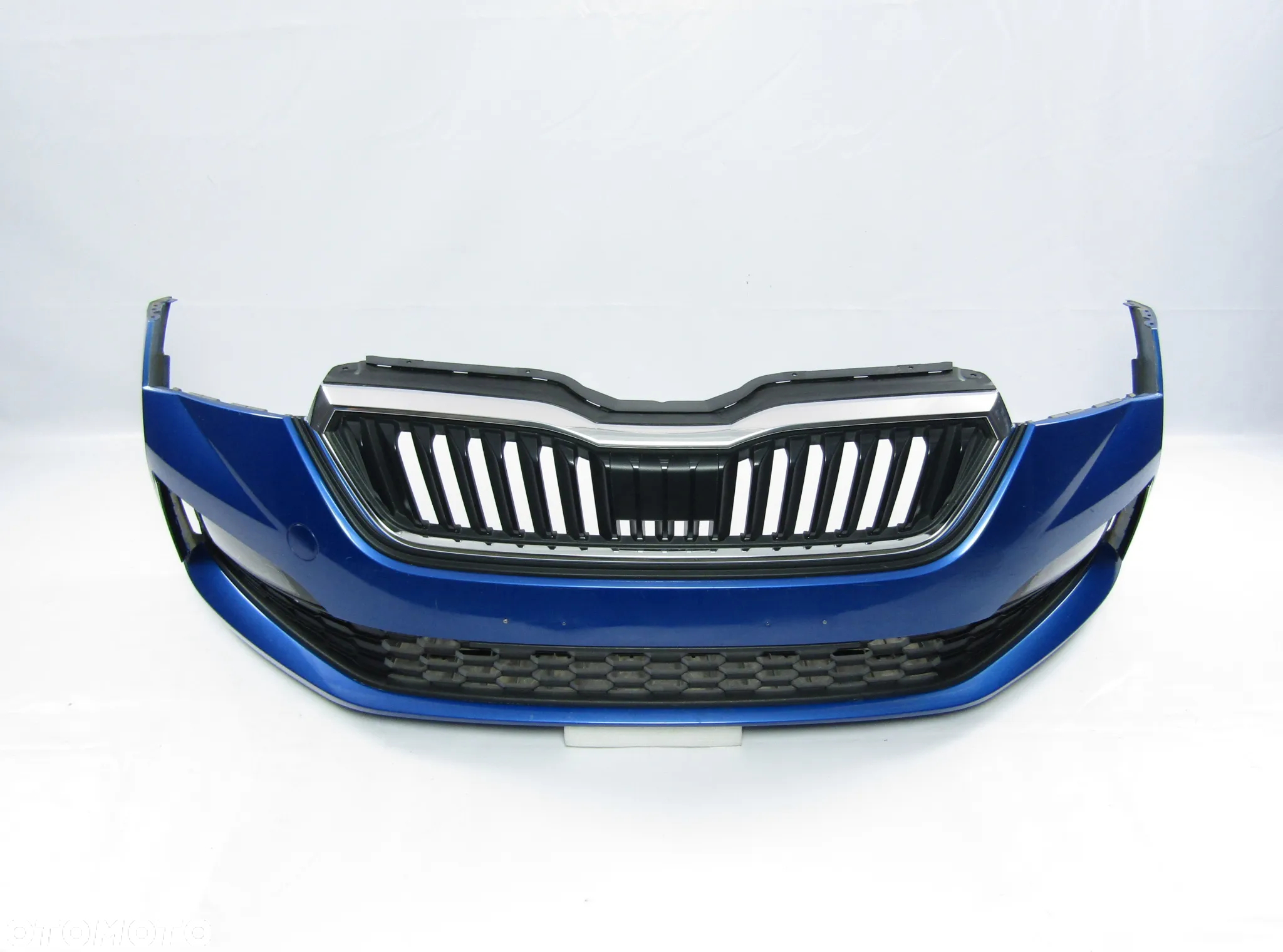 Zderzak przedni Skoda Scala 19 - 24 Bez otworów LF5W - 4