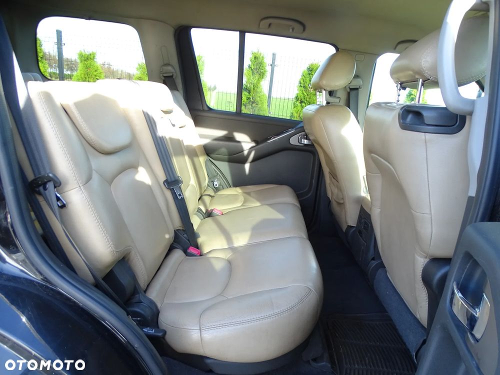 Nissan Pathfinder 2.5 DCi Elegance + - 20