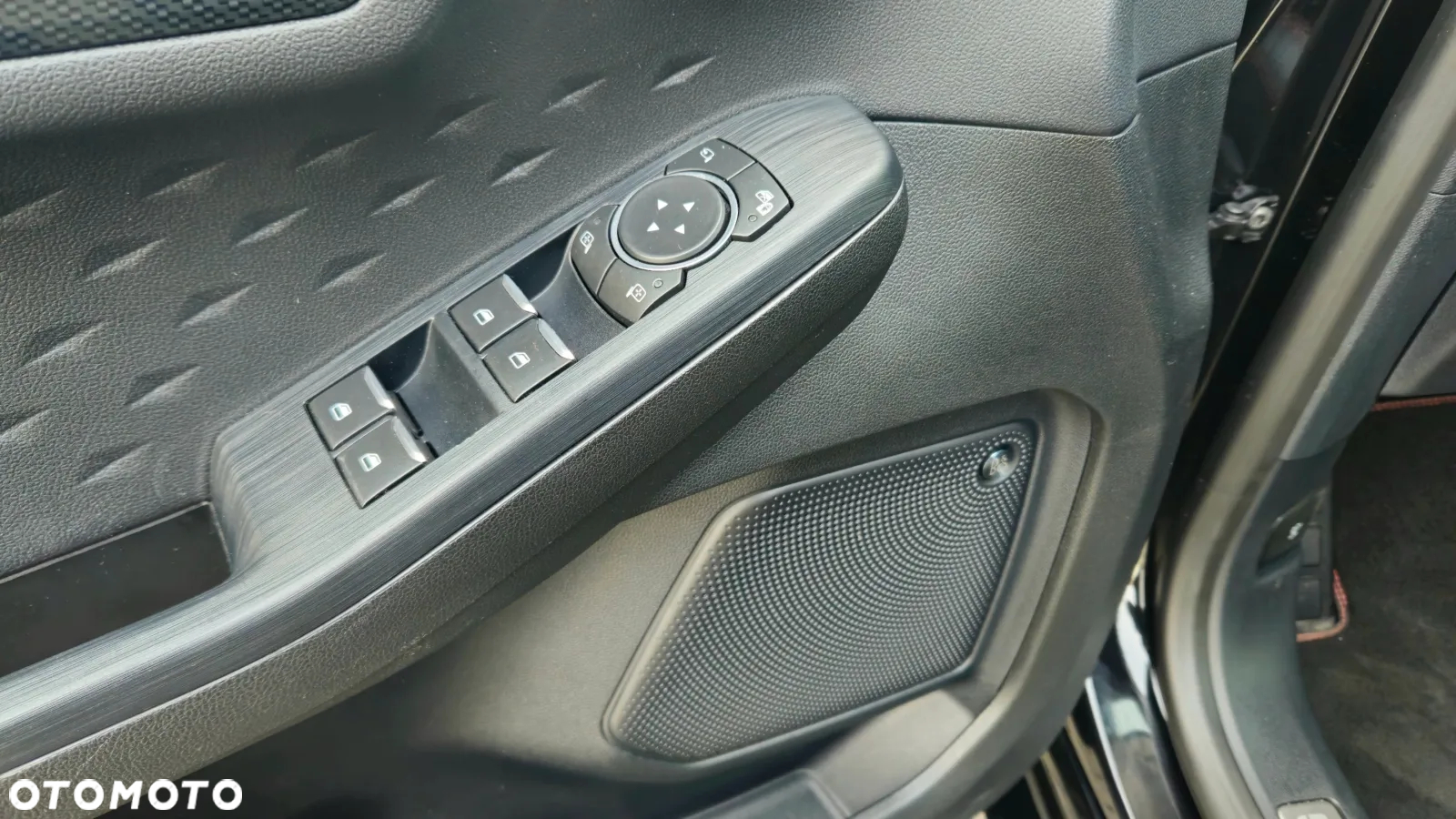 Ford Kuga 2.5P PHEV FWD ST-Line - 21