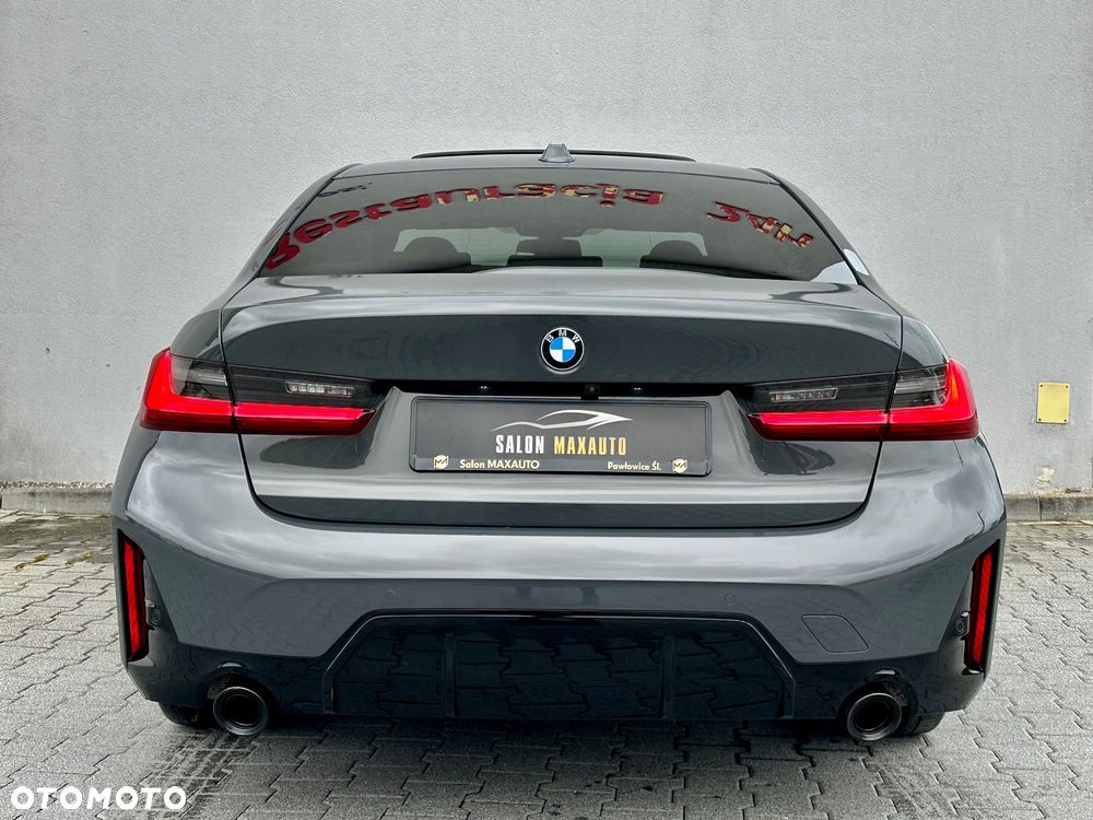 BMW Seria 3 320d xDrive M Sport - 12