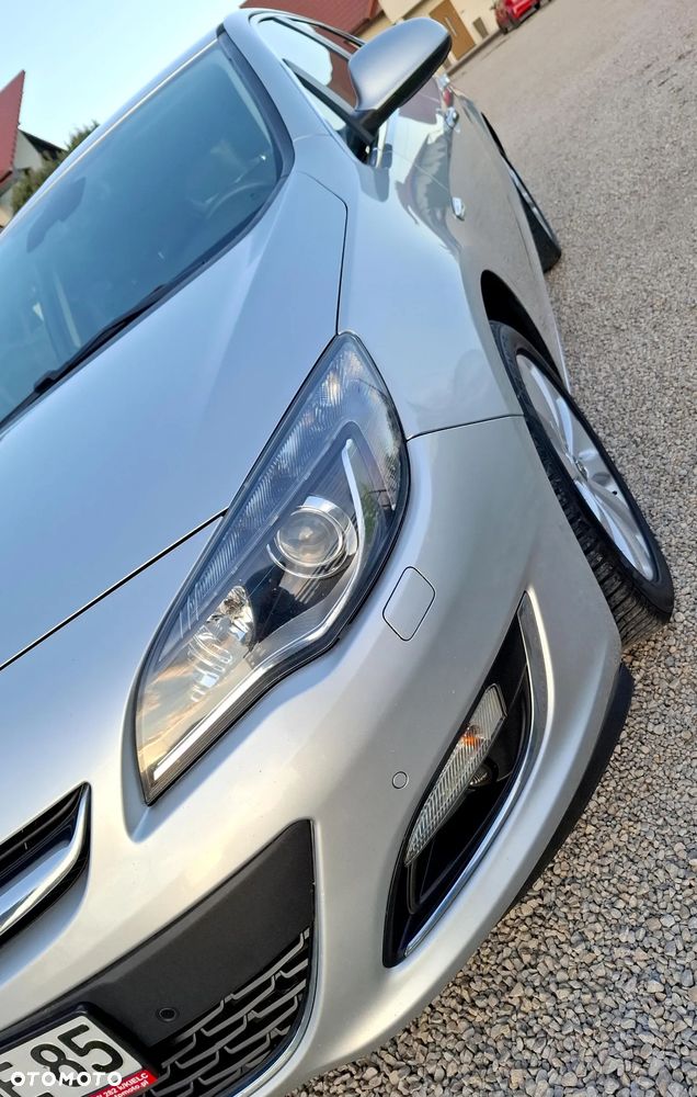 Opel Astra 1.4 Turbo Cosmo - 24