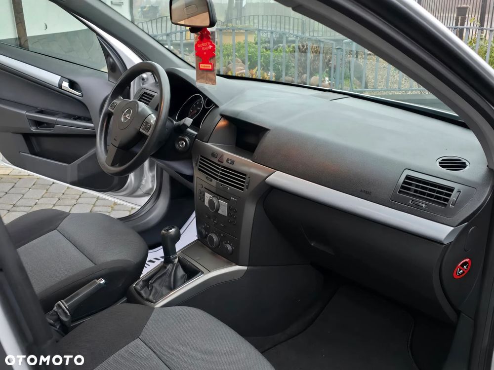 Opel Astra 1.4 Comfort / Cool - 24