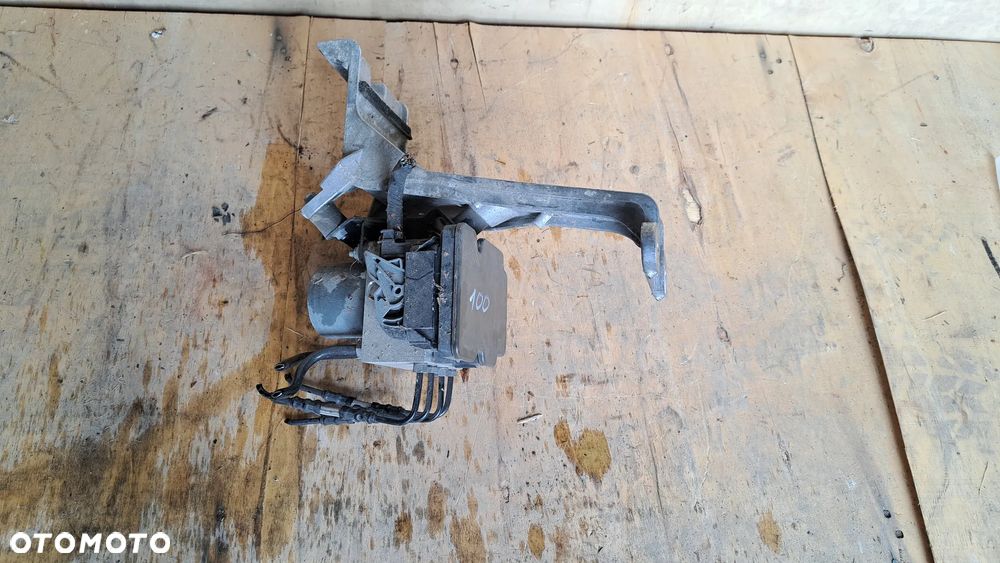 GW93-14F447-AC Jaguar XJ pompa hamulcowa ABS - 1