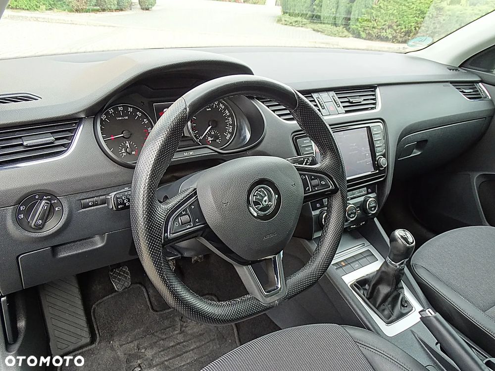 Skoda Octavia 2.0 TDI Style - 29
