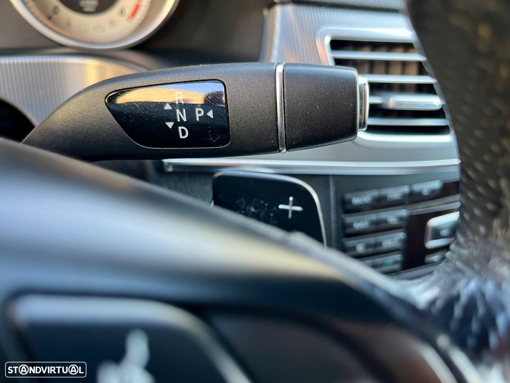 Mercedes-Benz E 300 Bluetec Hybrid Avantgarde - 41