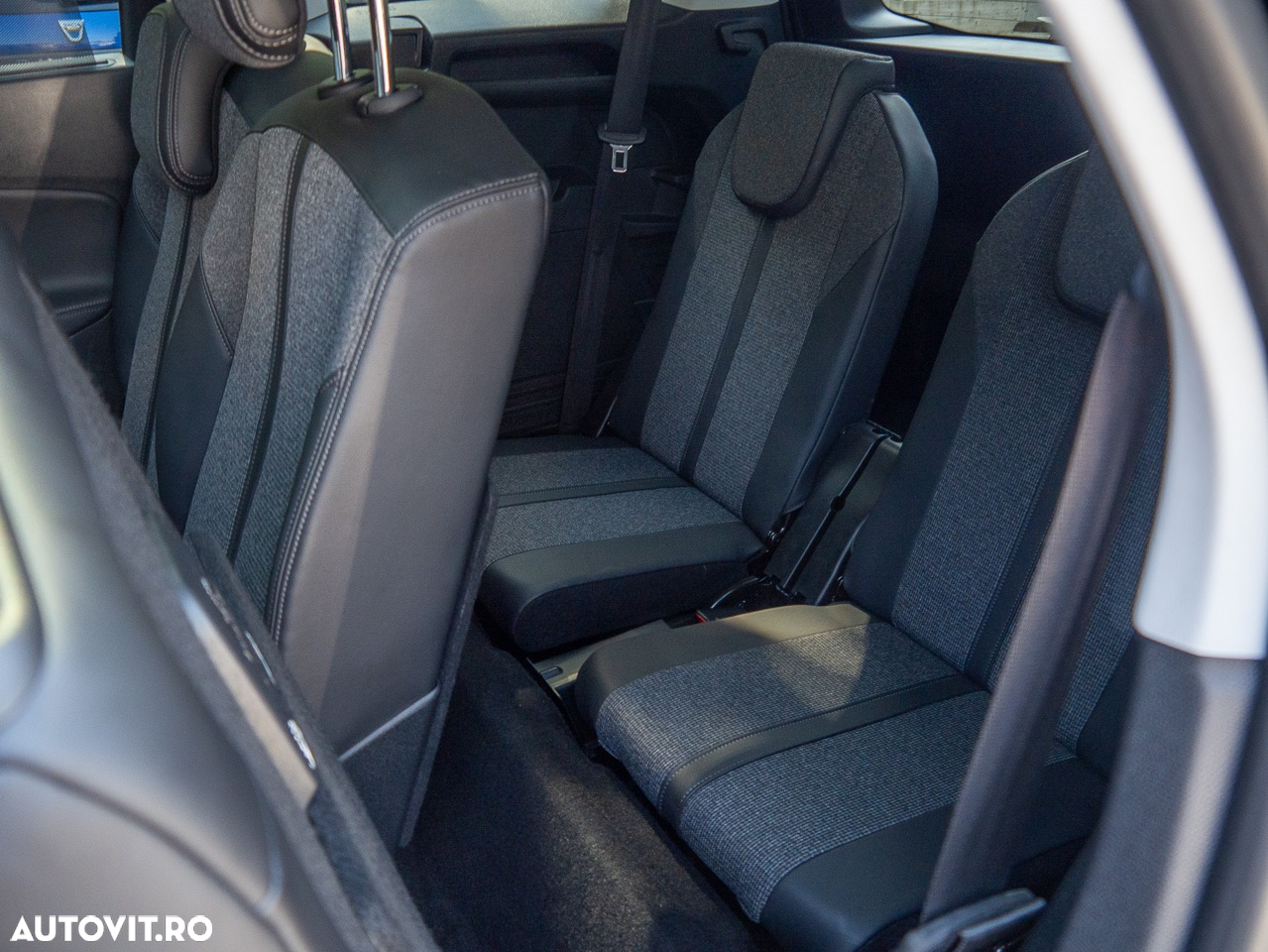 Peugeot 5008 - 10