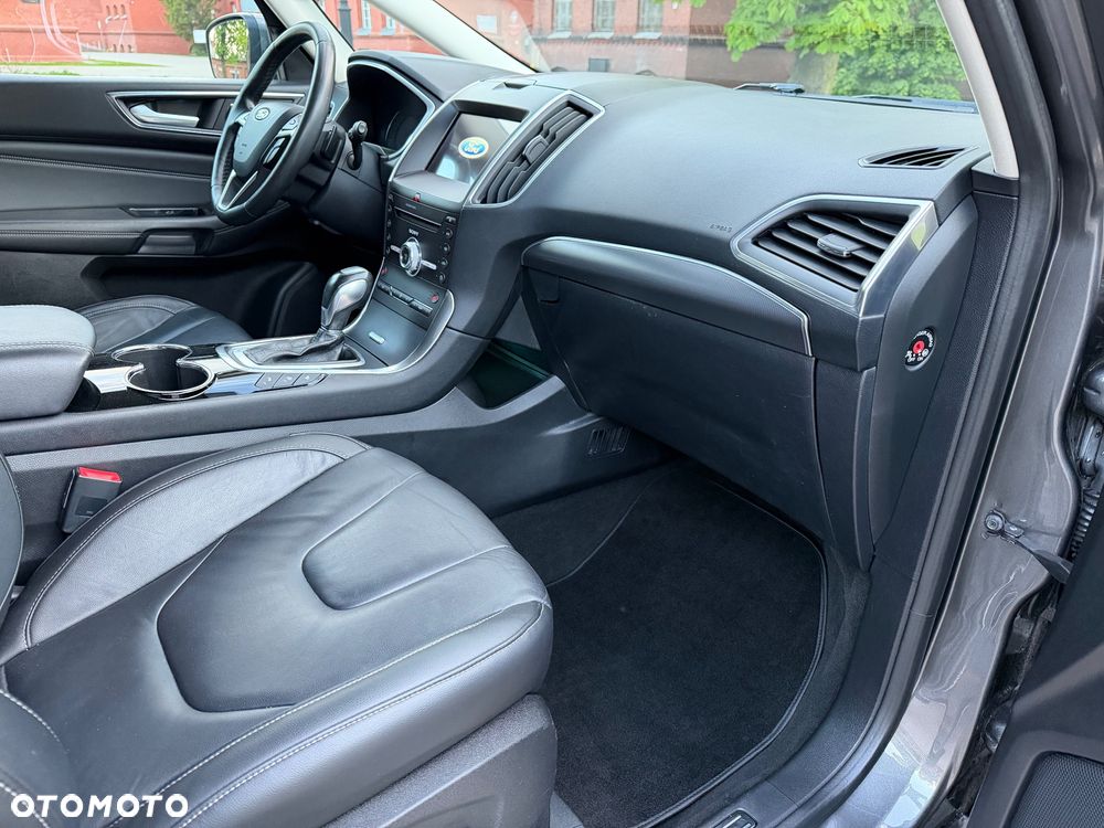 Ford S-Max 2.0 TDCi Titanium - 23