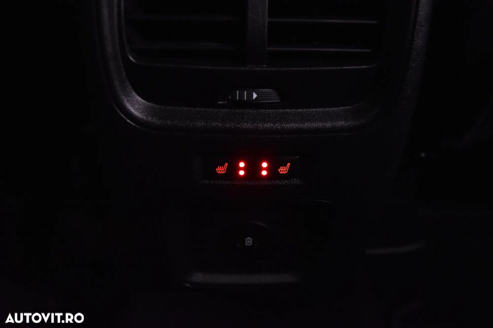 Ford Kuga - 23