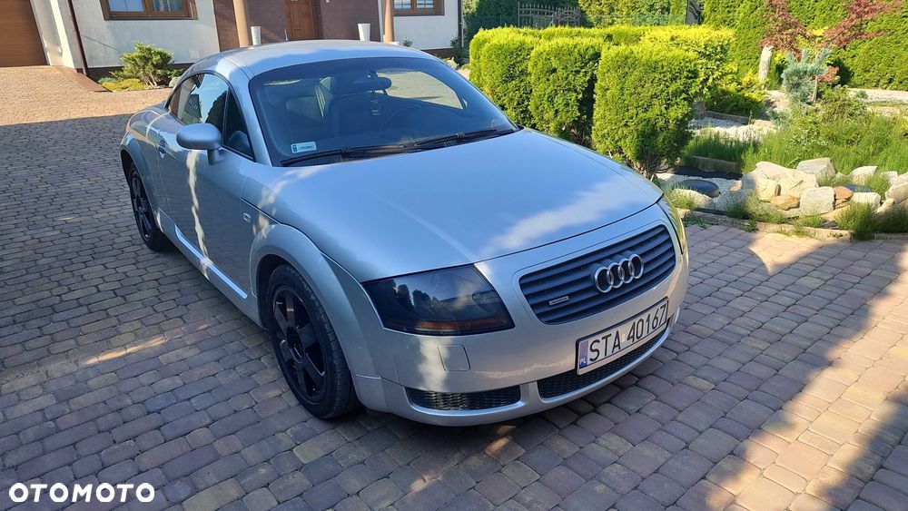 Audi TT S Coupé - 1