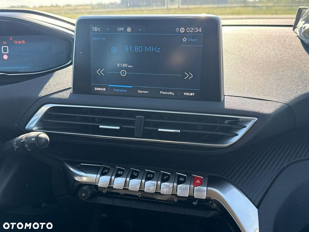 Peugeot 5008 1.5 BlueHDi Allure S&S - 29