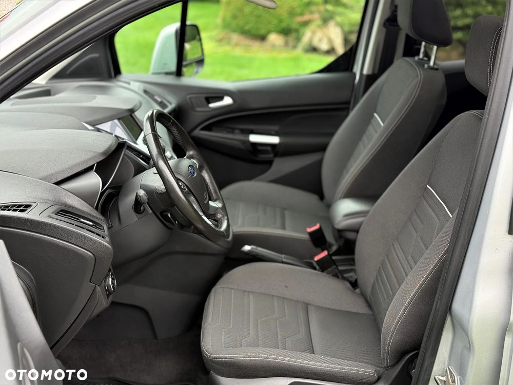 Ford Tourneo Connect 1.5 TDCi Titanium - 23