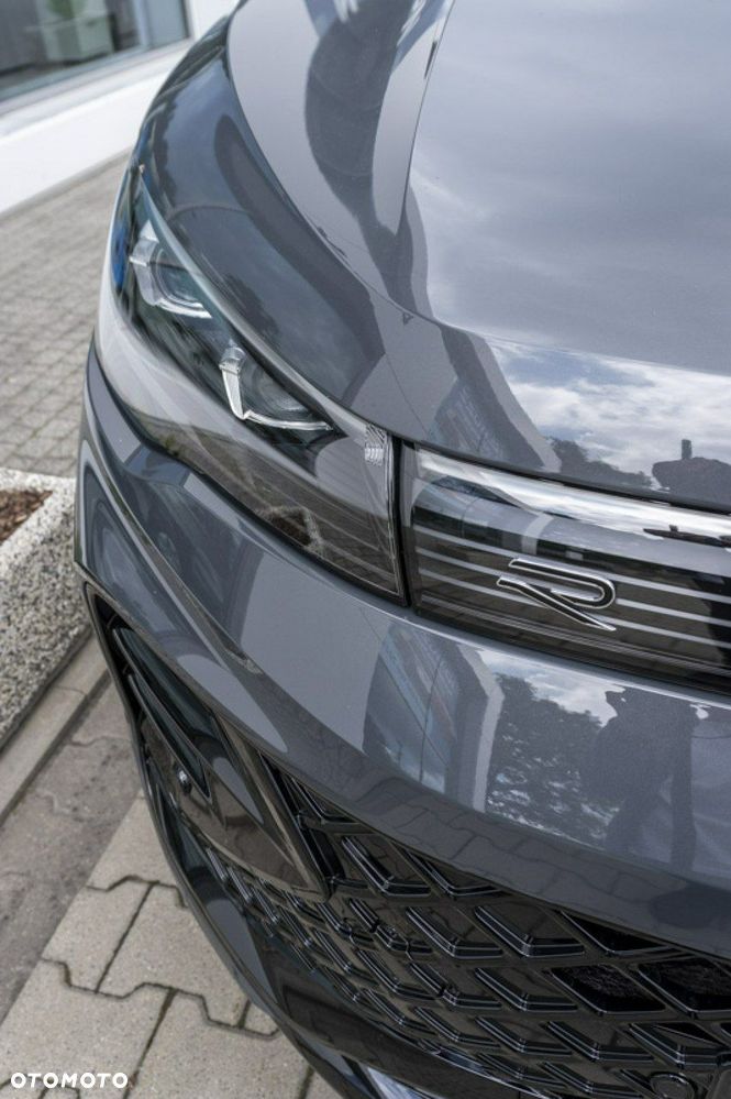 Volkswagen Tiguan - 12