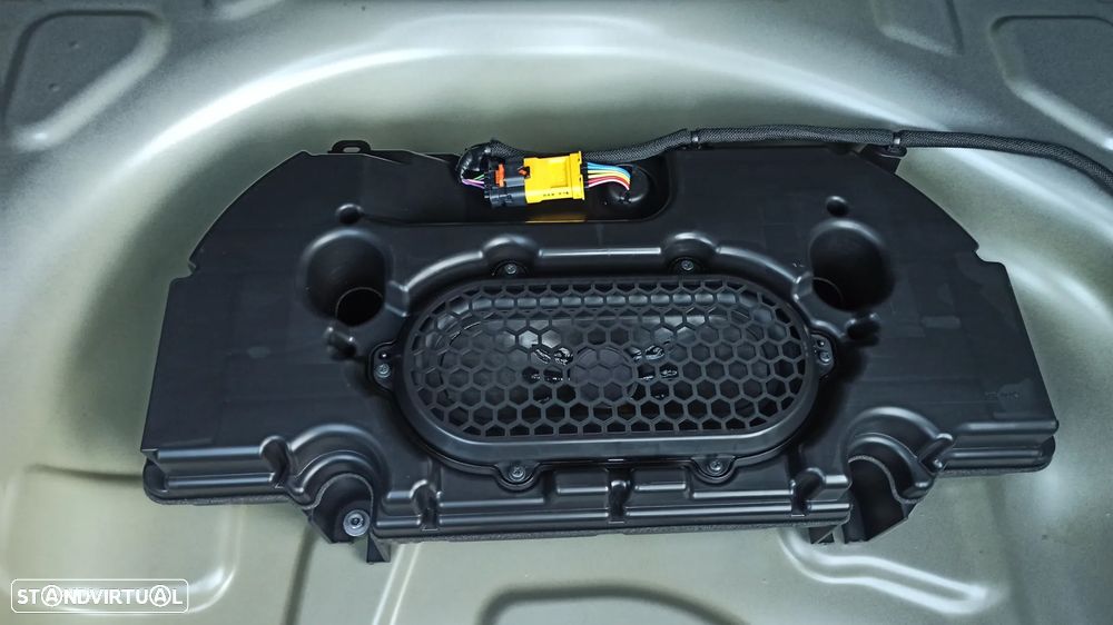 Citroën e-C4 X Shine Pack - 33