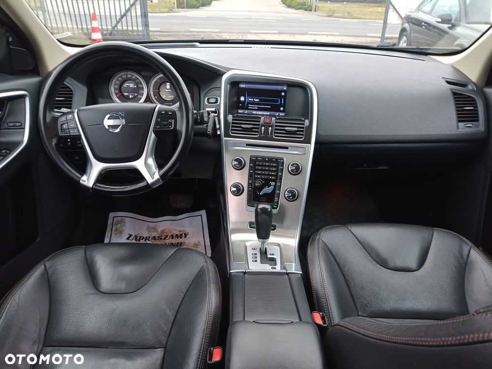 Volvo XC 60 D5 AWD Edition Pro - 18
