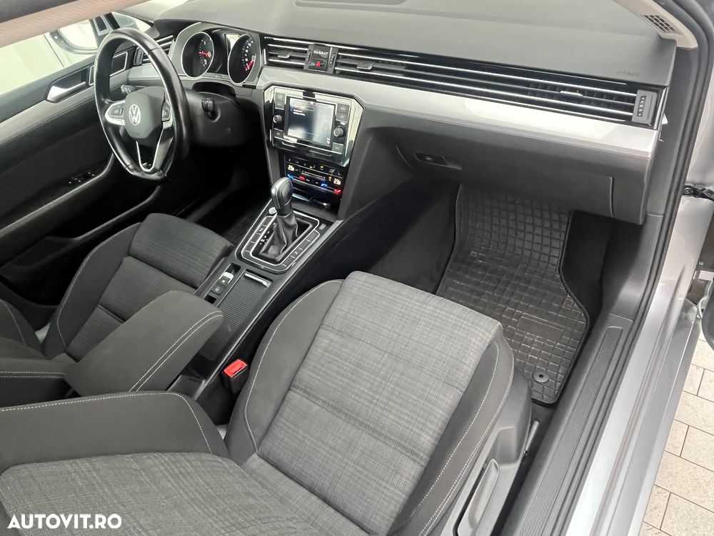 Volkswagen Passat 2.0 TDI DSG Comfortline - 13