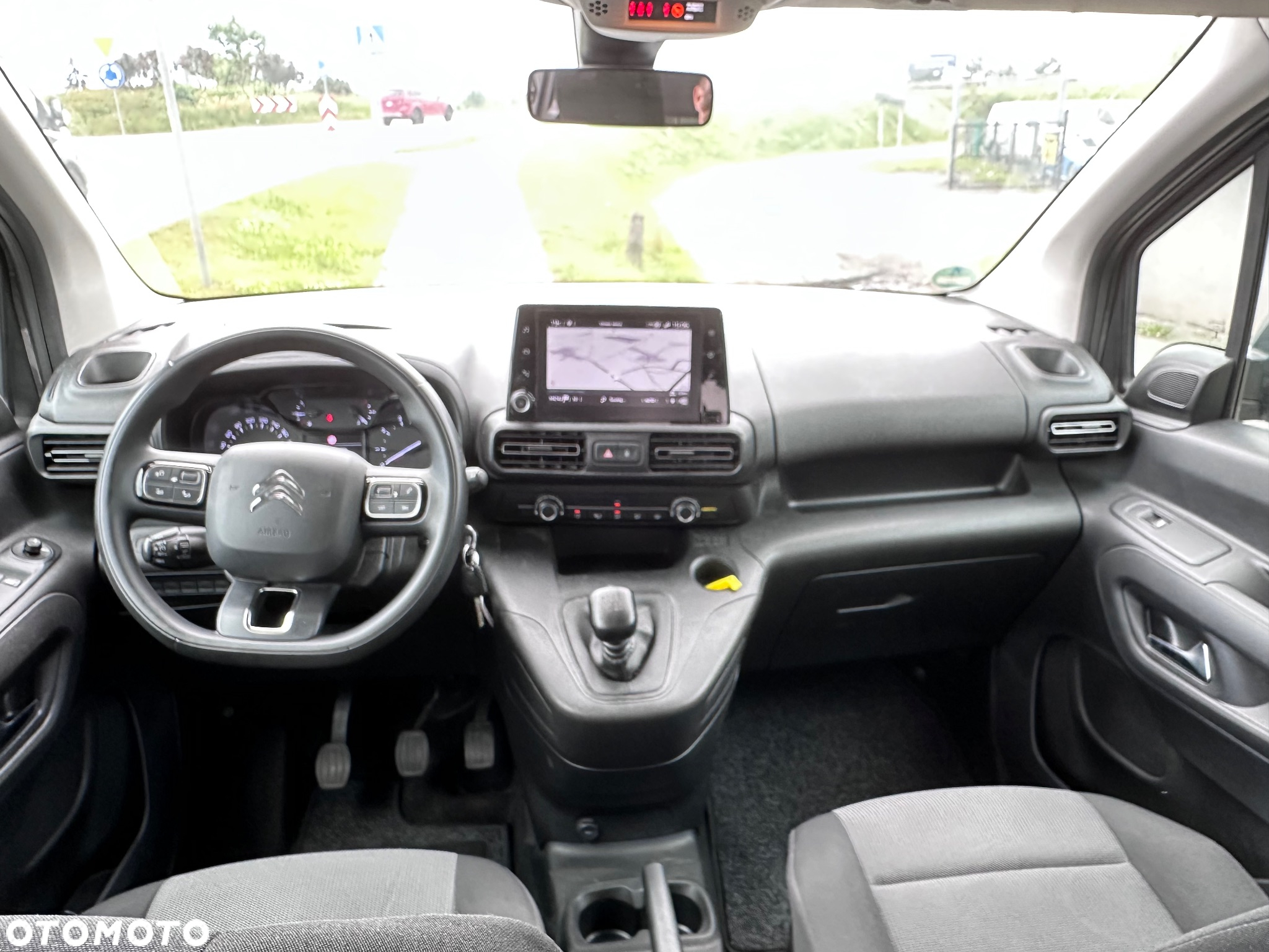 Citroën Berlingo M PureTech 110 SHINE - 13