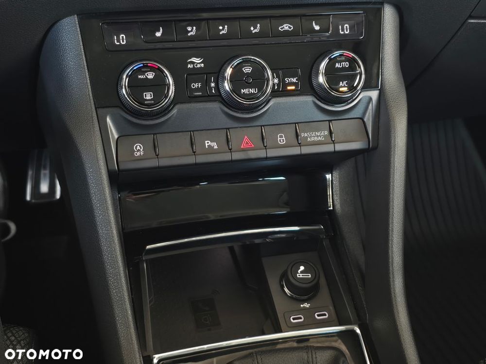 Skoda Karoq 1.5 TSI ACT Style DSG - 29