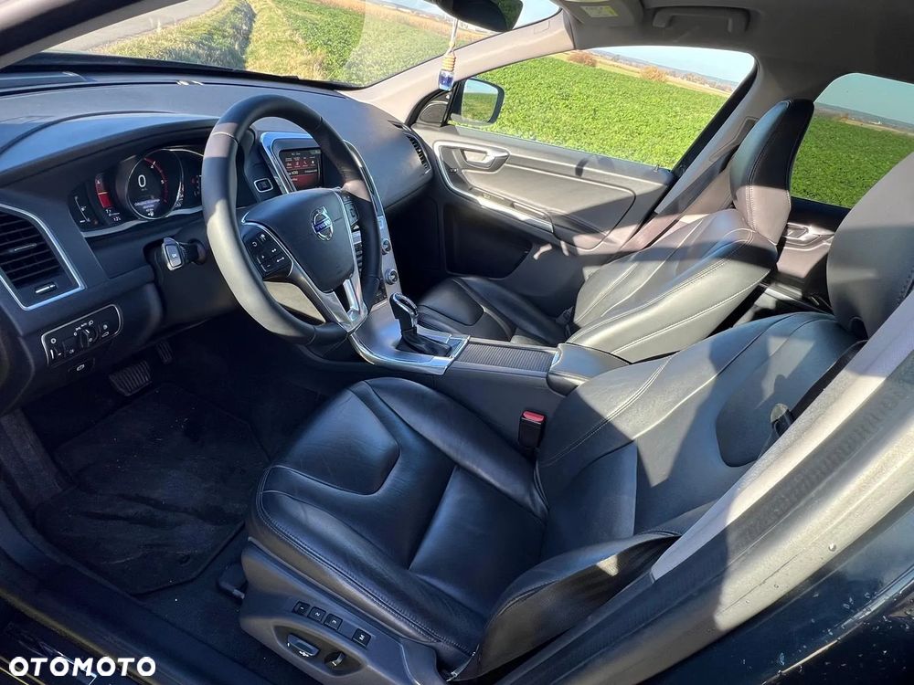 Volvo XC 60 ver-d4-geartronic-inscription - 14