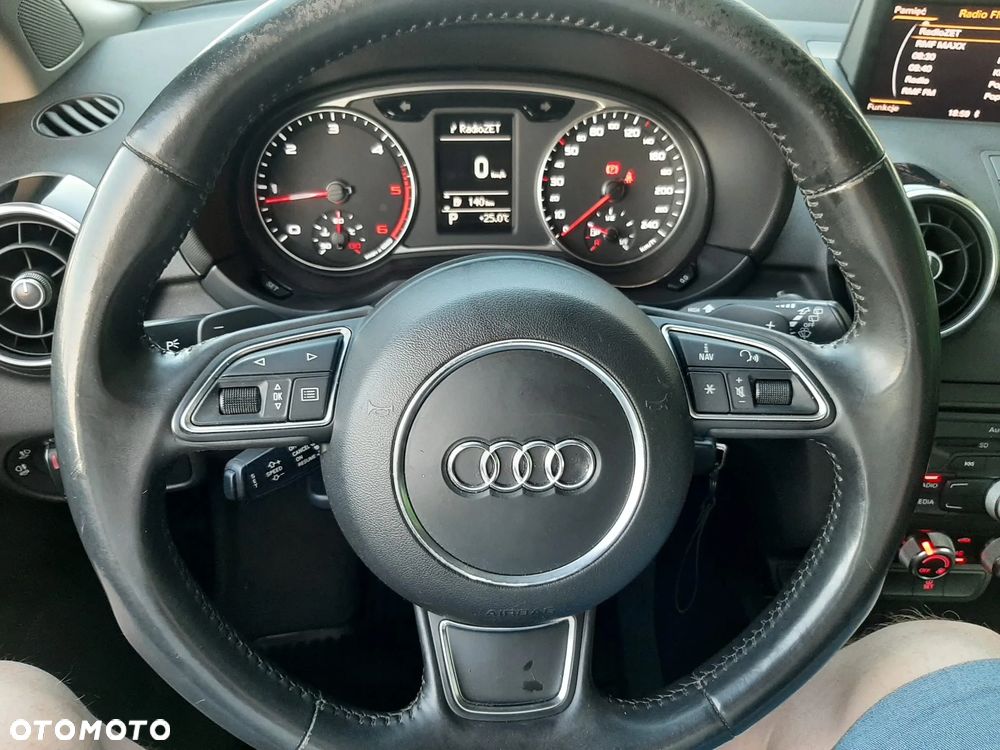 Audi A1 Sportback 1.6 TDI S tronic Ambition - 18