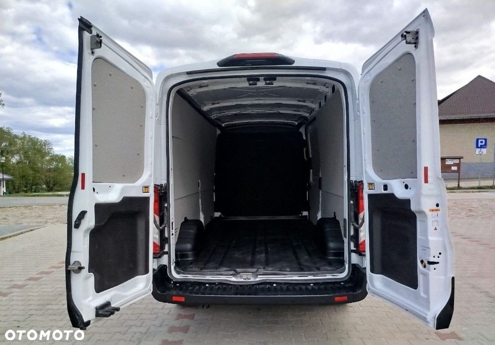 Ford Transit - 27