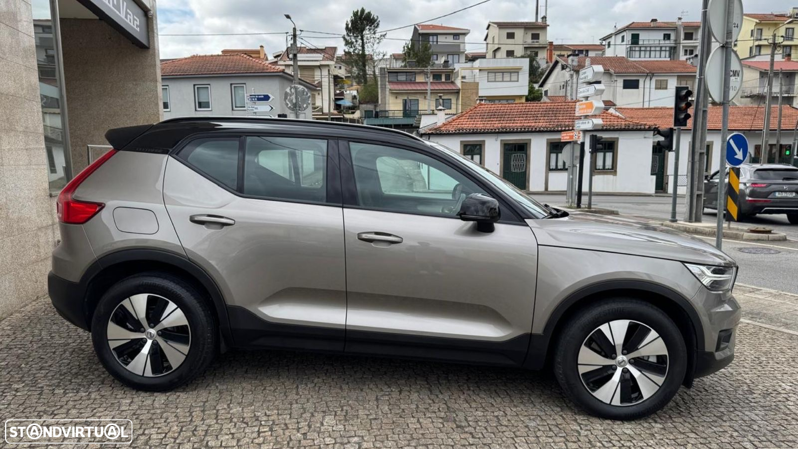 Volvo XC 40 1.5 T5 PHEV Momentum Plus - 5