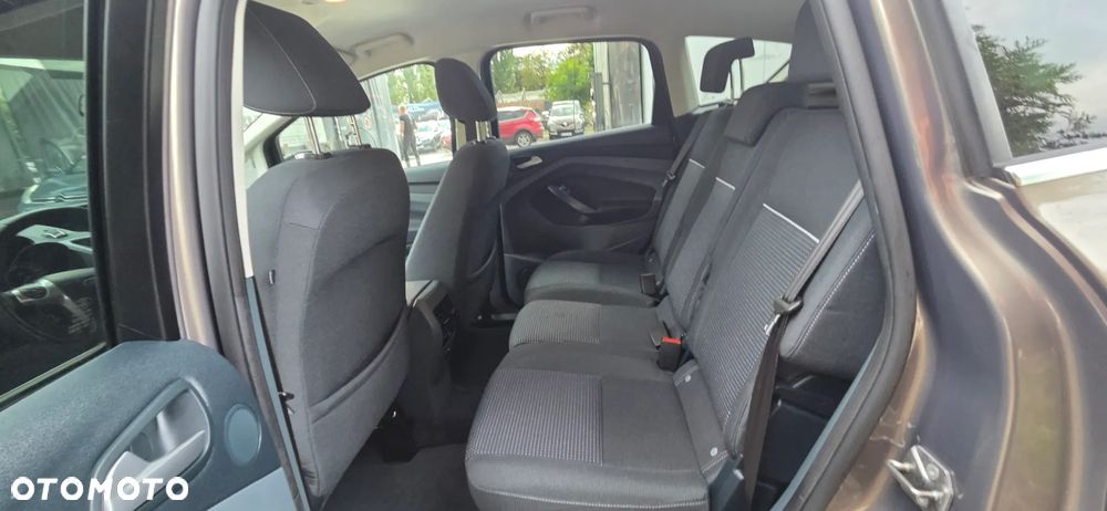 Ford C-MAX - 33