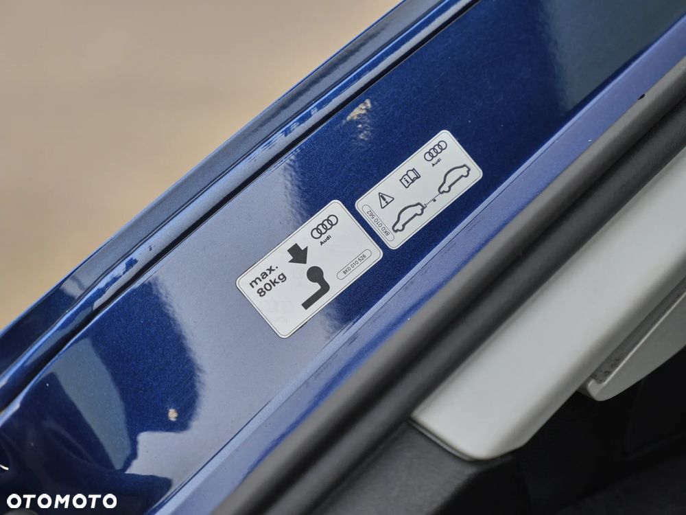 Audi A4 Avant 2.0 TDI S tronic quattro - 37