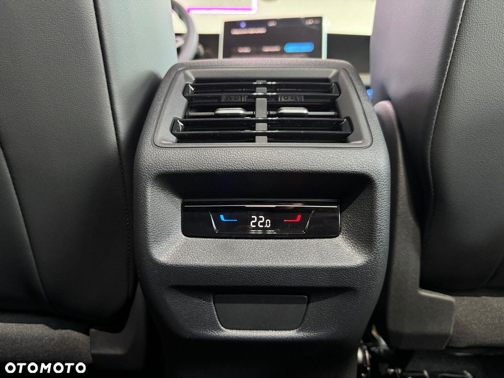 Volkswagen Tiguan - 13