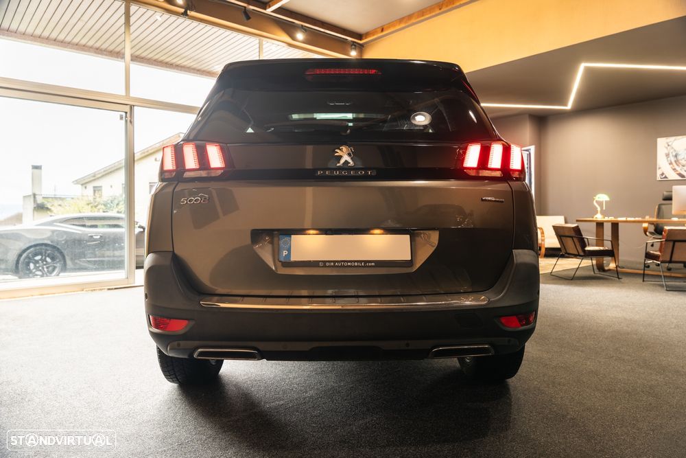 Peugeot 5008 - 5