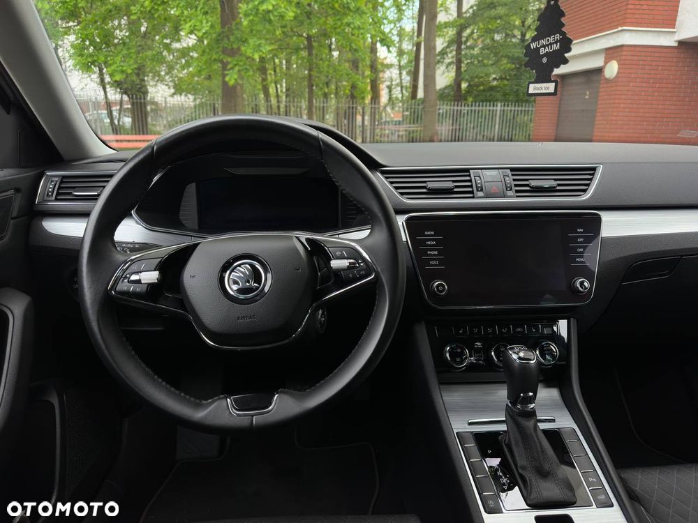 Skoda Superb 2.0 TDI DSG Ambition - 12