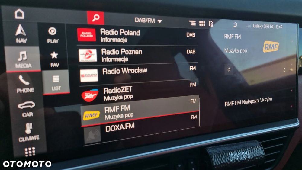 Porsche Cayenne - 35