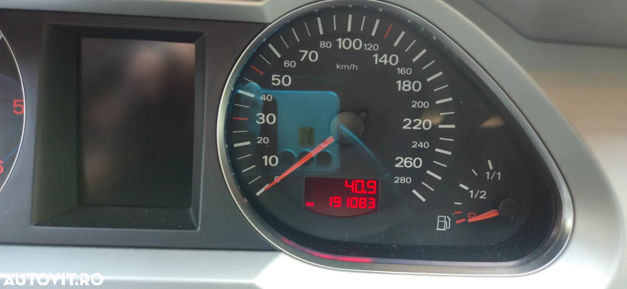 Audi A6 2.0 TDI DPF Avant - 7