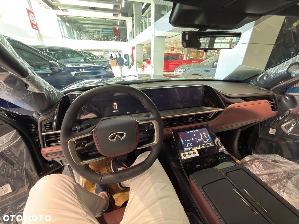 Infiniti QX - 9