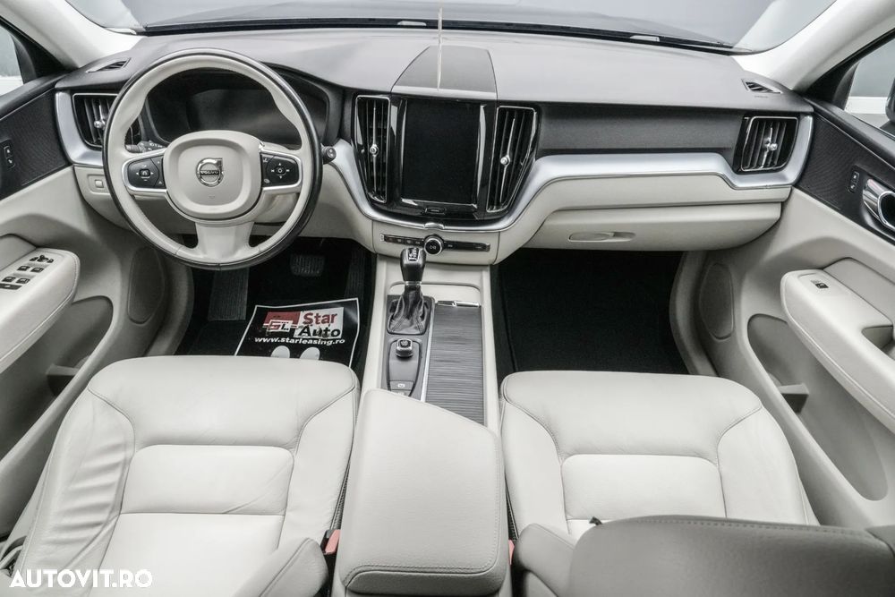 Volvo XC 60 D4 AWD Geartronic Momentum - 8
