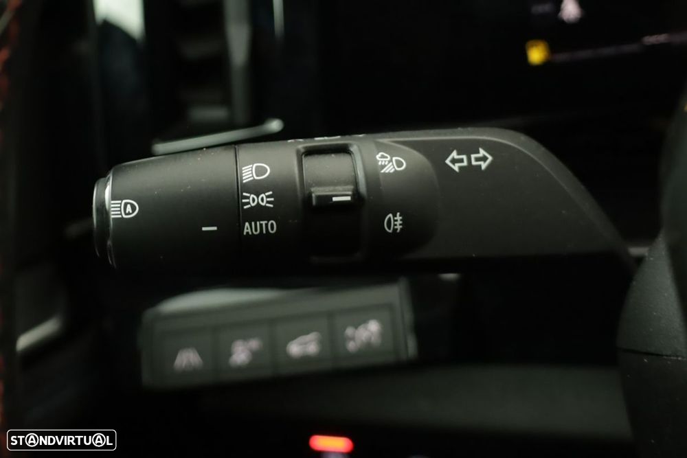 Renault Austral 1.2 E-Tech Iconic Espirit - 17