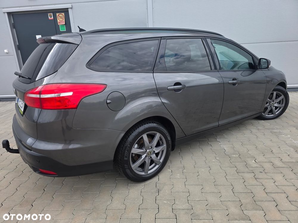 Ford Focus 2.0 TDCi SYNC Edition ASS - 16