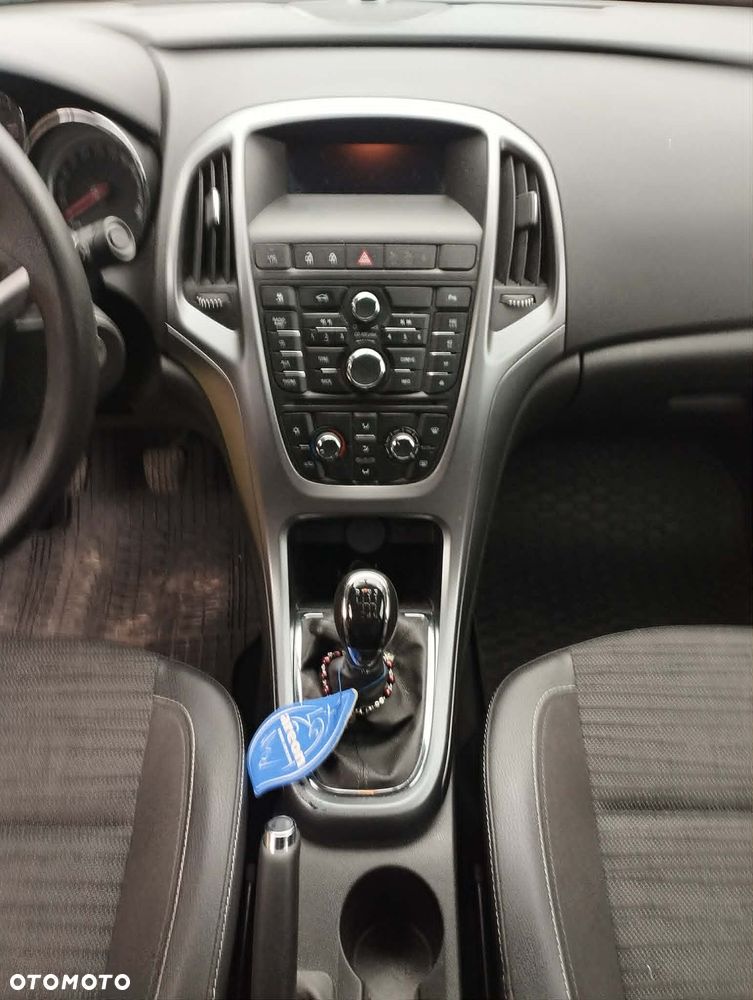 Opel Astra 1.4 T EU6 - 12