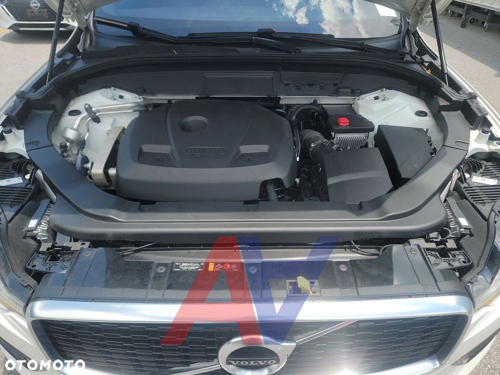 Volvo XC 60 T5 AWD R-Design - 15